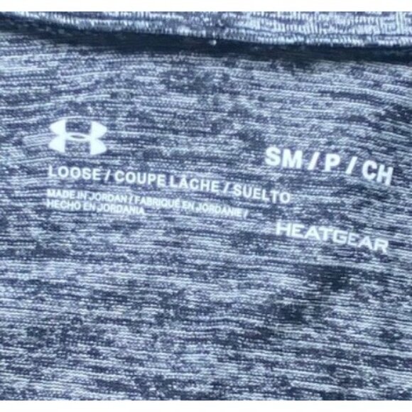 Under Armour HeatGear Gray Long Sleeve 1/4 Zip Performance Training Wicking - Picture 3 of 6